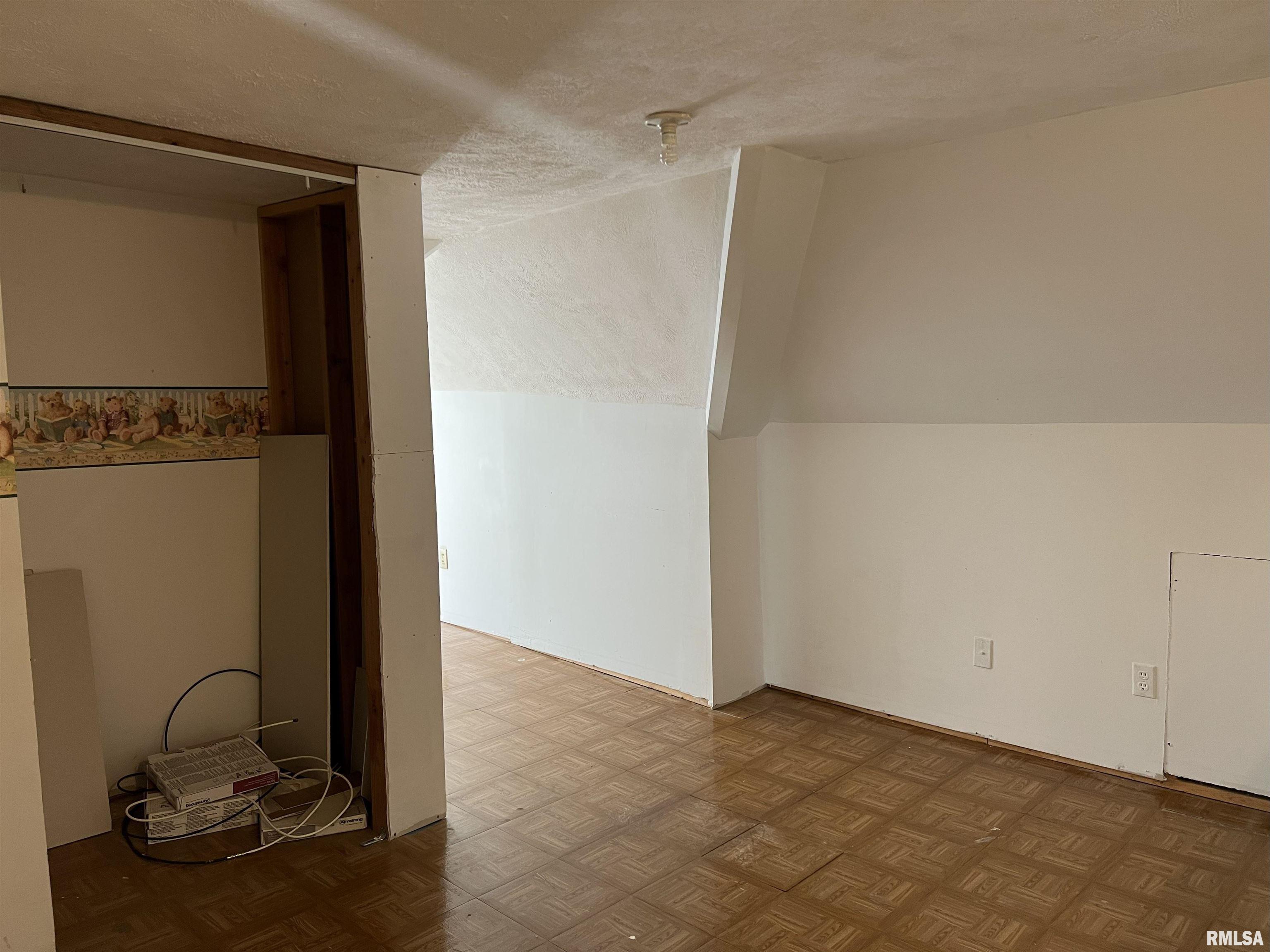 500 North Diamond Street Jacksonville, IL 62650 - Photo 31 of 44