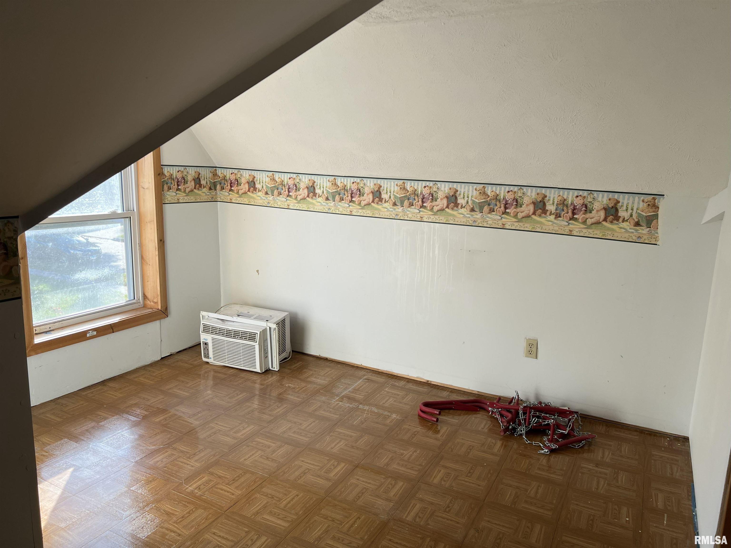 500 North Diamond Street Jacksonville, IL 62650 - Photo 33 of 44