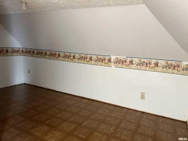 $124,900 | 500 North Diamond Street, Jacksonville, IL 62650