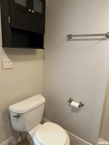 $124,900 | 500 North Diamond Street, Jacksonville, IL 62650