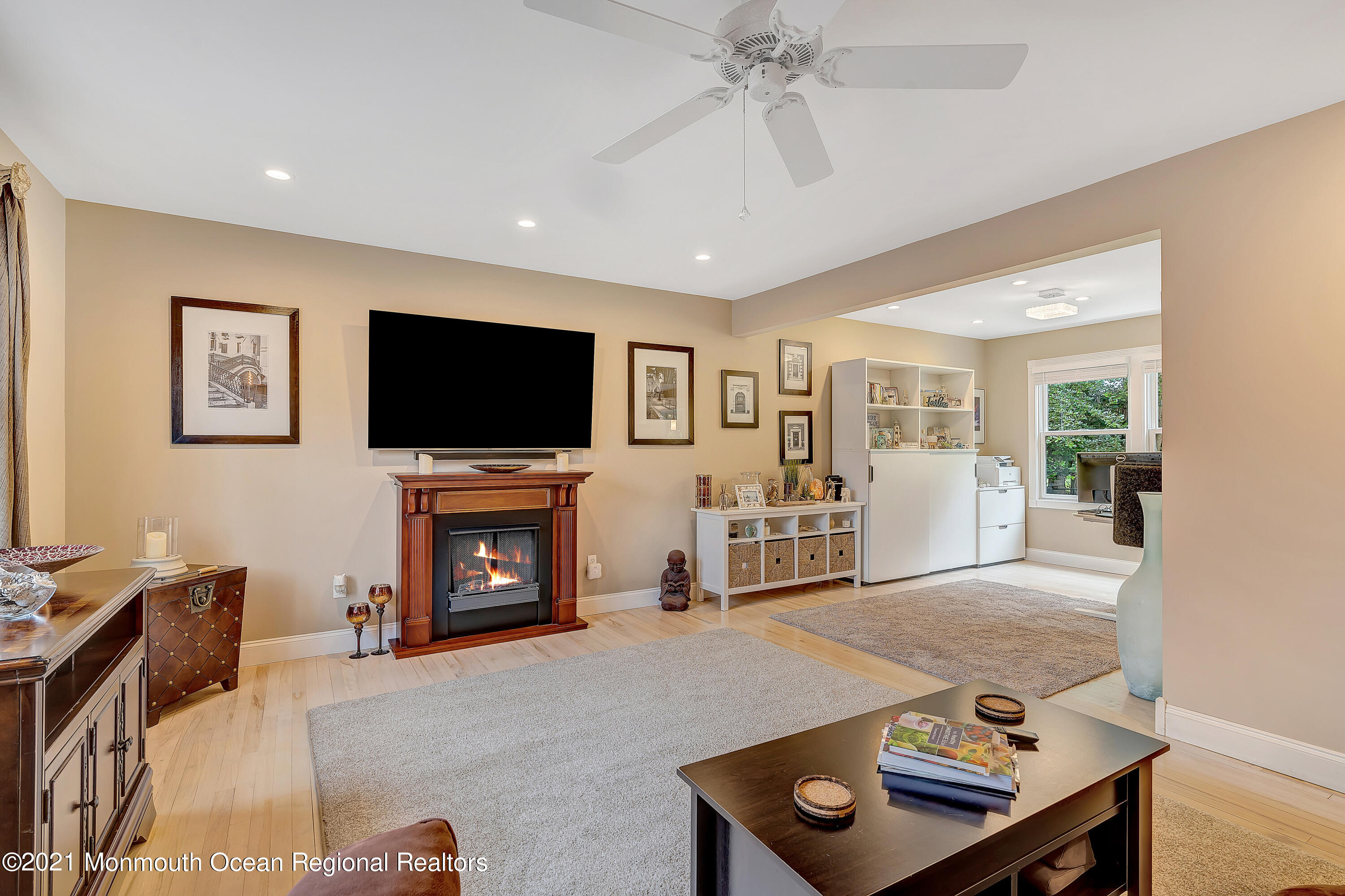 69 Church Road Morganville, NJ 07751 - Photo 8 of 27 Living Room