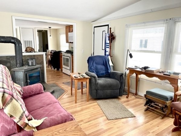 1 B Kittredge Road Shirley, MA 01464 - Photo 3 of 16 a living room with furniture and a window