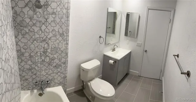 $2,650 | 3287 South Dudley Street, Lakewood, CO 80227