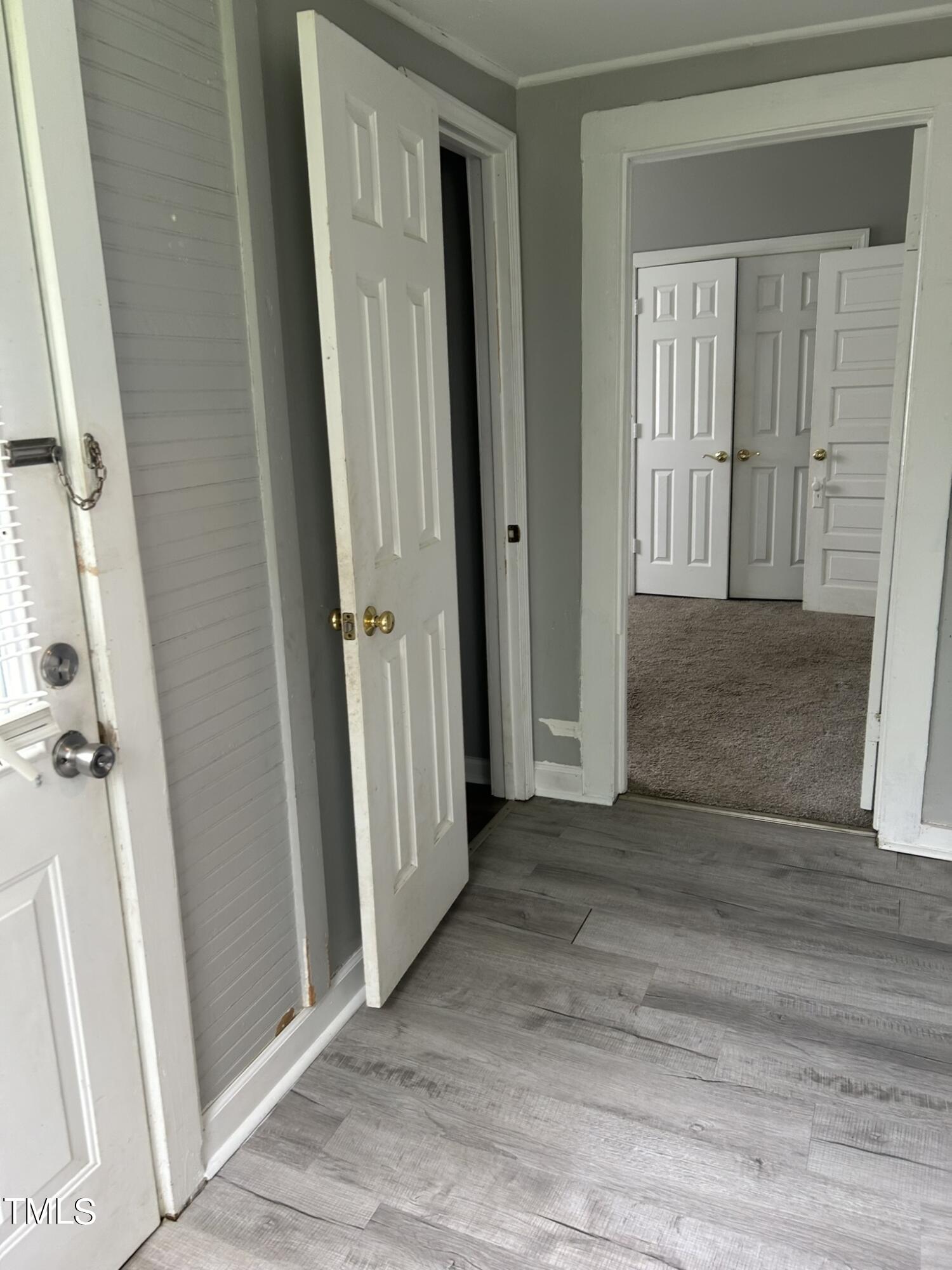 1410 East Jones Street Raleigh, NC 27610 - Photo 7 of 14 IMG_3321