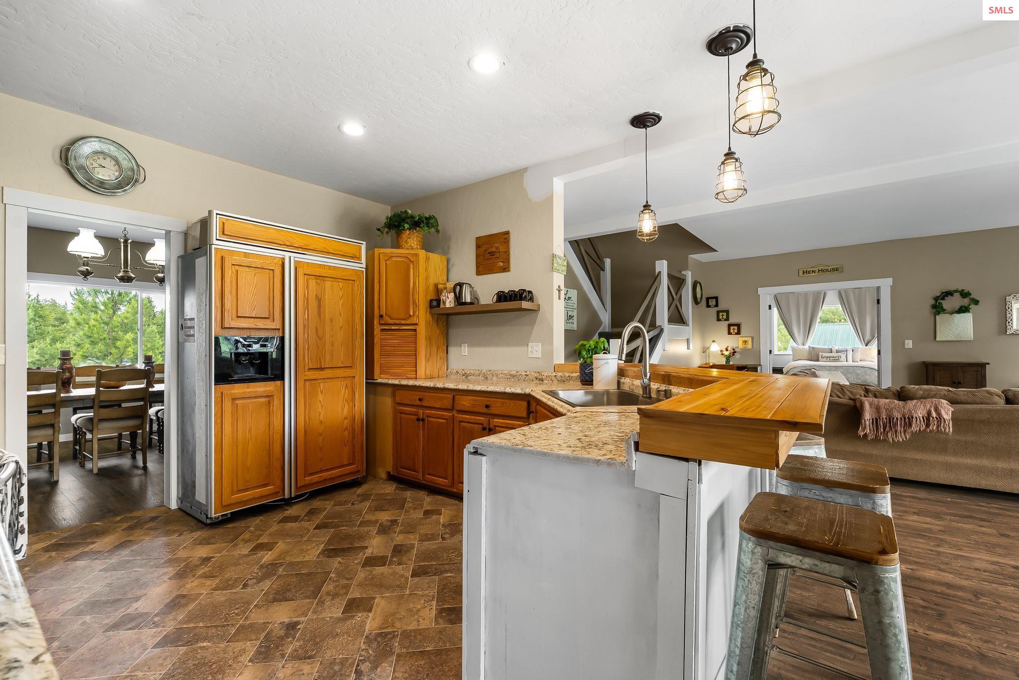 438 Davis Road Sagle, ID 83860 - Photo 12 of 38 Gallery Image 12