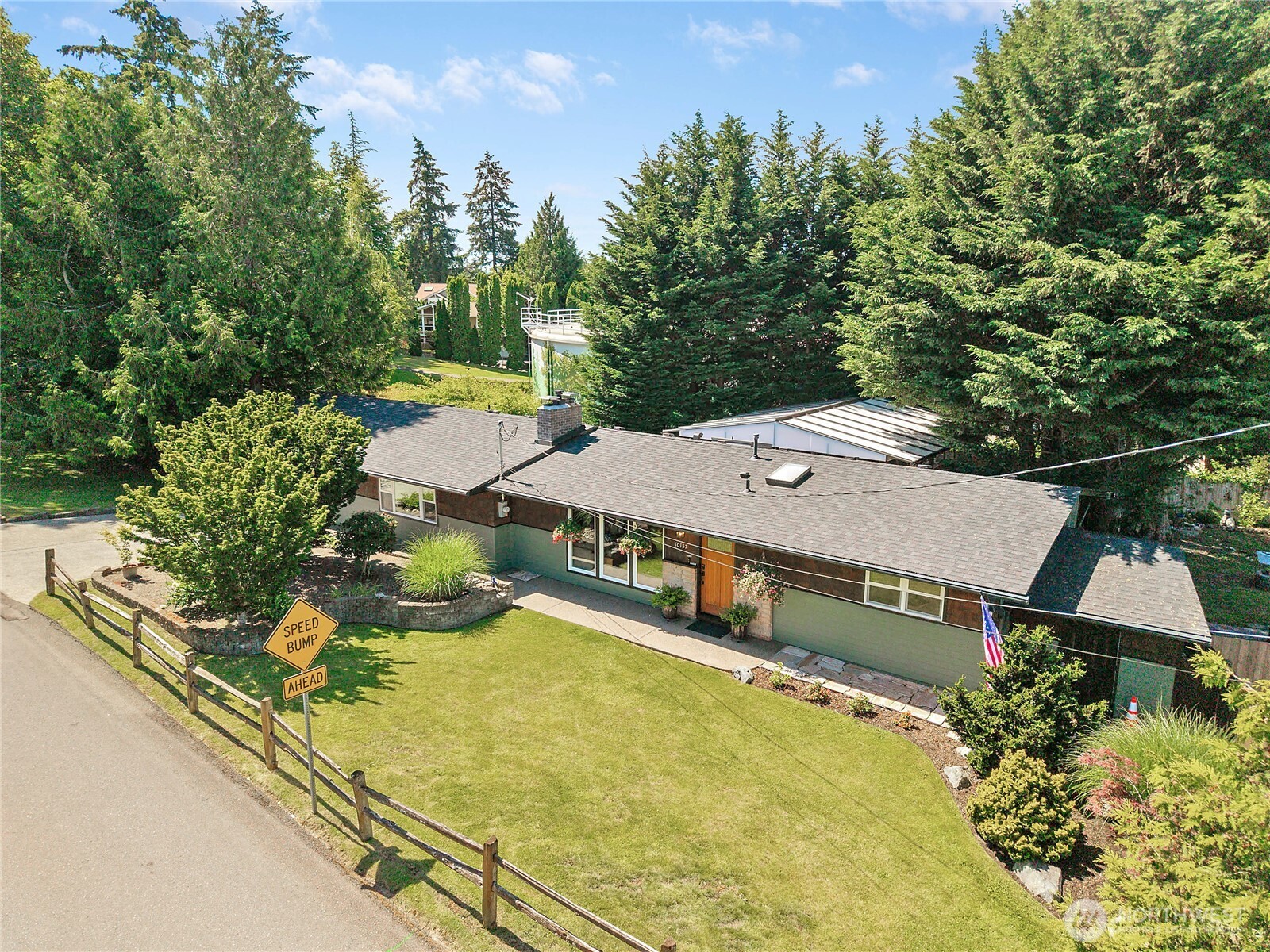10157 Northeast 200th Street Bothell, WA 98011 - Photo 33 of 38