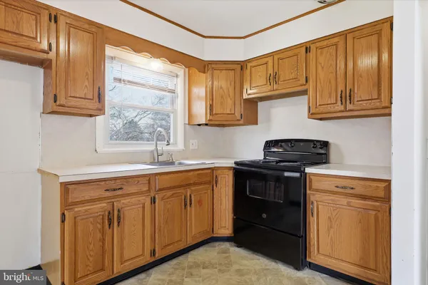 $330,000 | 739 Henry Drive, Emmaus, PA 18049