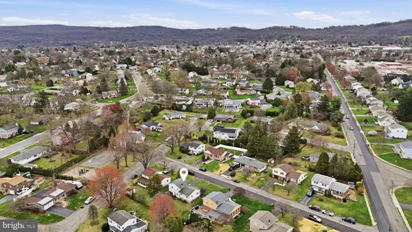 $330,000 | 739 Henry Drive, Emmaus, PA 18049