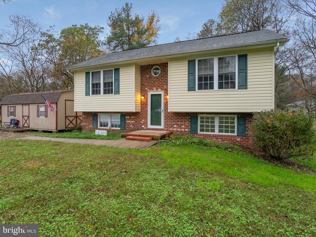 16306 Edwards Road Bowling Green, VA 22427 - Photo 2 of 24 Gallery Image 2