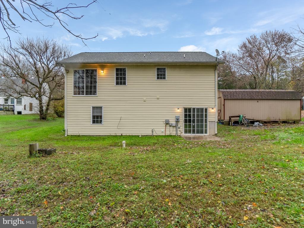 16306 Edwards Road Bowling Green, VA 22427 - Photo 3 of 24 Gallery Image 3