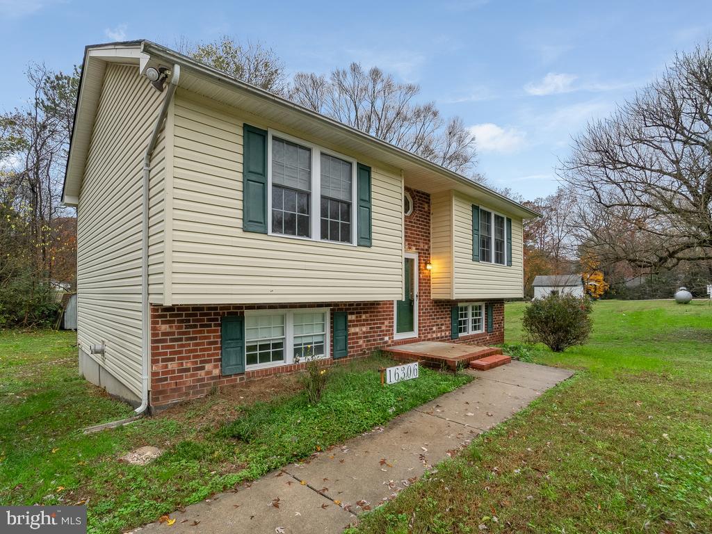 16306 Edwards Road Bowling Green, VA 22427 - Photo 23 of 24 Gallery Image 23