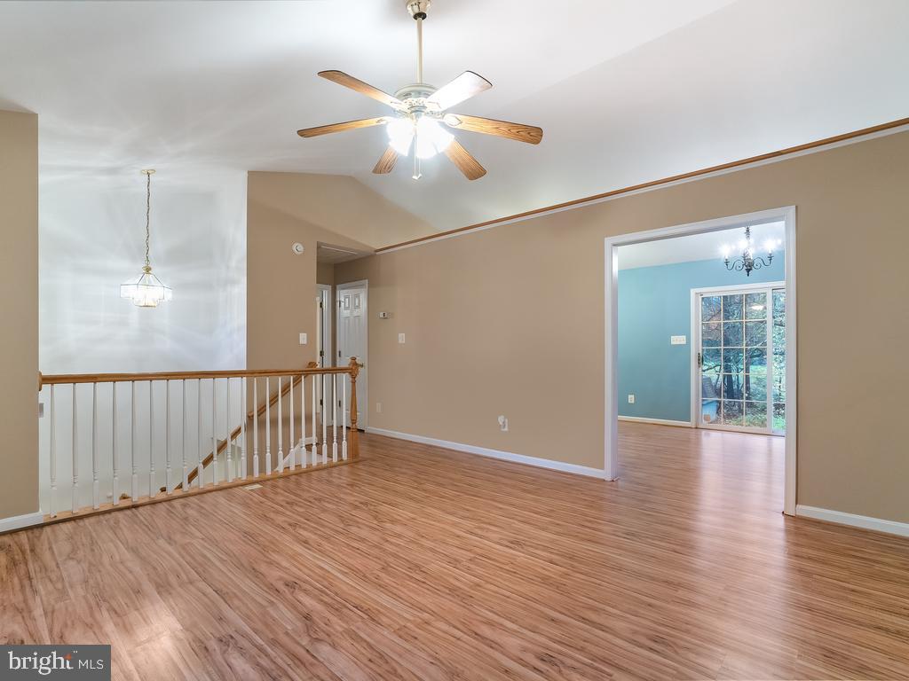 16306 Edwards Road Bowling Green, VA 22427 - Photo 4 of 24 Gallery Image 4