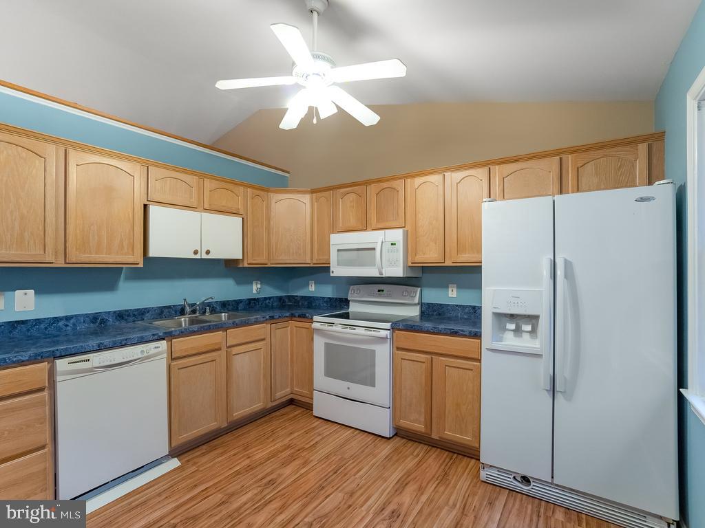 16306 Edwards Road Bowling Green, VA 22427 - Photo 8 of 24 Gallery Image 8