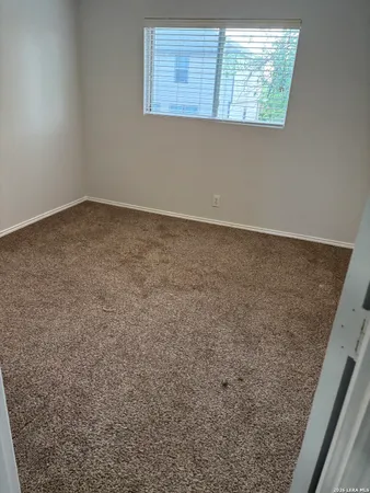 $1,950 | 13407 Rhodes Villa, San Antonio, TX 78249