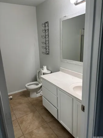 $1,950 | 13407 Rhodes Villa, San Antonio, TX 78249