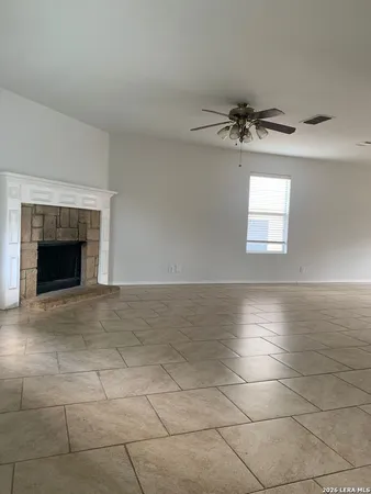 $1,950 | 13407 Rhodes Villa, San Antonio, TX 78249