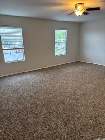 $1,950 | 13407 Rhodes Villa, San Antonio, TX 78249