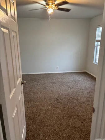 $1,950 | 13407 Rhodes Villa, San Antonio, TX 78249