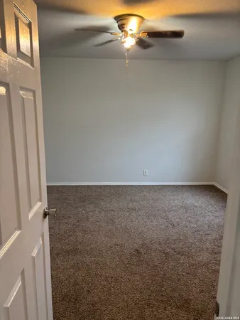 $1,950 | 13407 Rhodes Villa, San Antonio, TX 78249