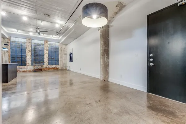 $189,000 | 1122 Jackson Street, Unit 922, Dallas, TX 75202