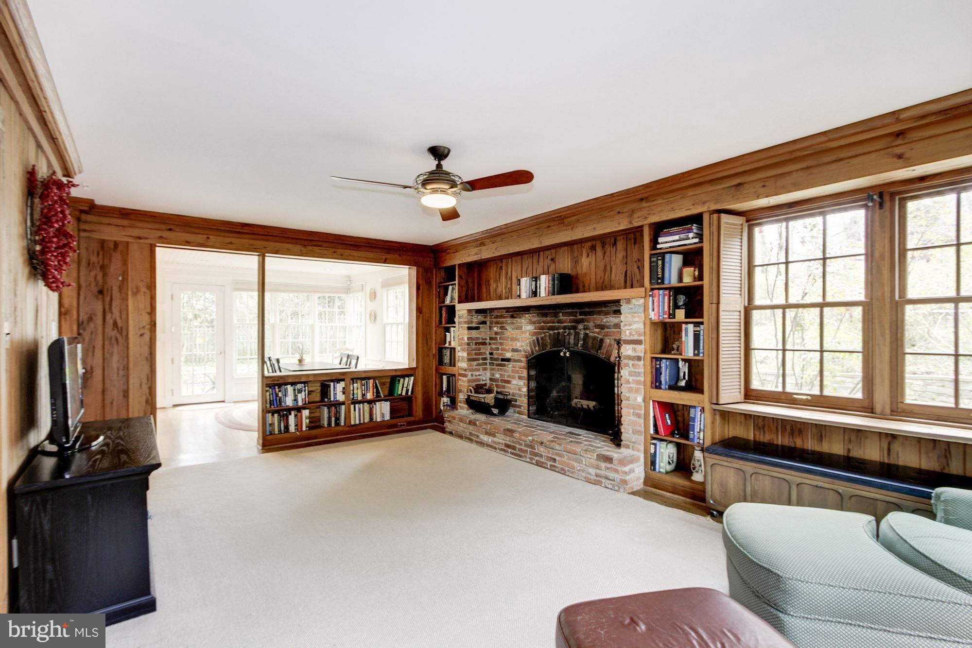 7904 Greentree Road Bethesda, MD 20817 - Photo 13 of 30 Family Room