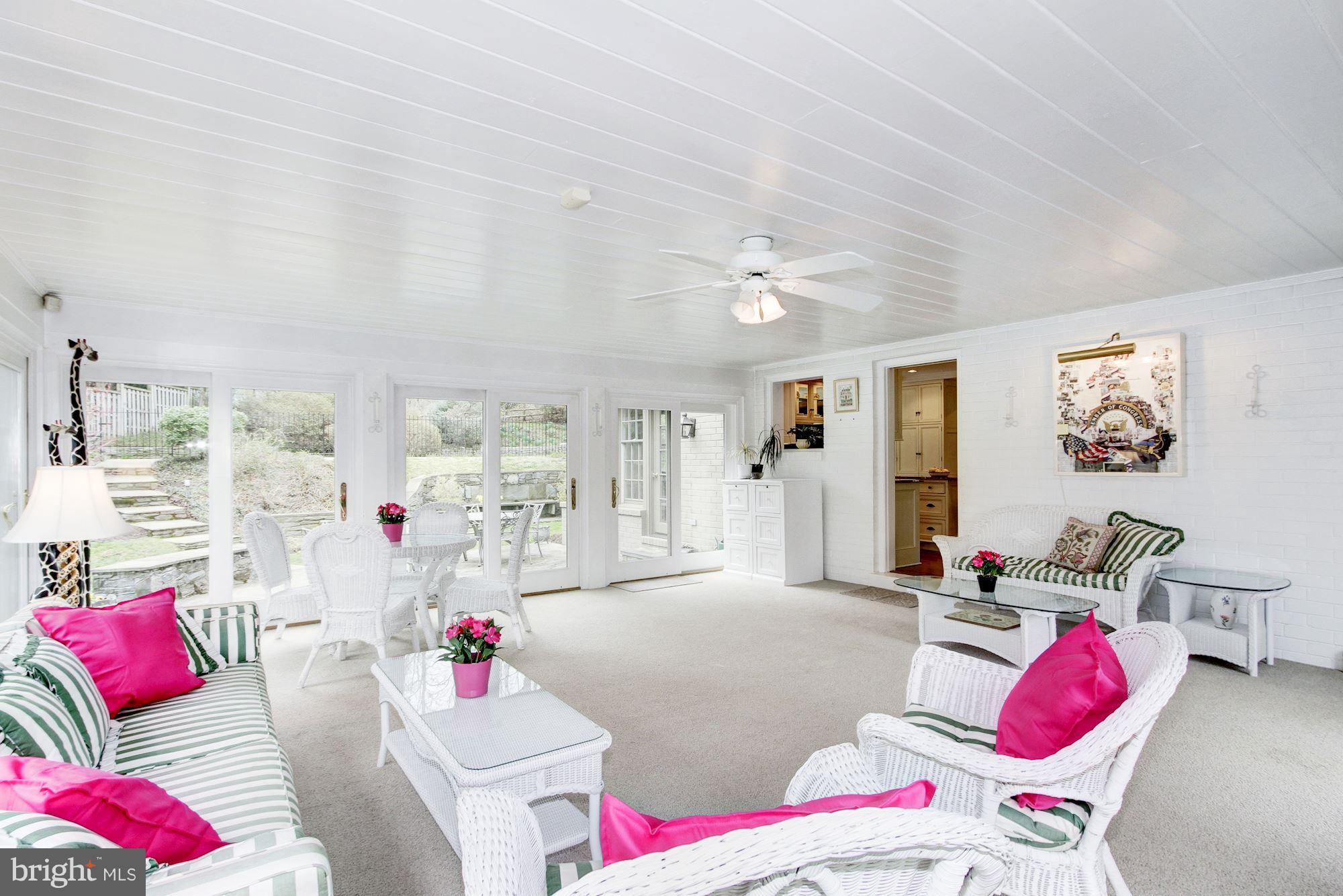 7904 Greentree Road Bethesda, MD 20817 - Photo 17 of 30 Sunroom