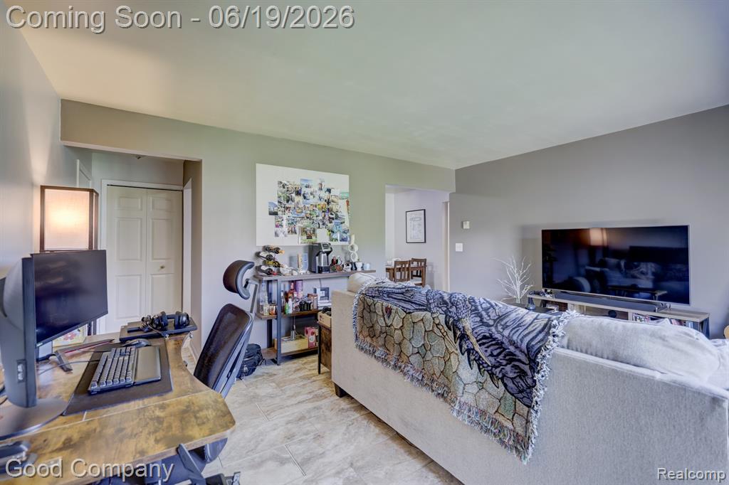 43244 Mound Road, Unit 2 Sterling Heights, MI 48314 - Photo 4 of 23