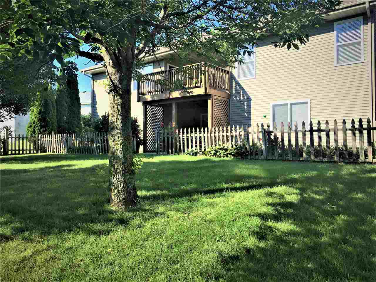515 Cross Plains Road Rockford, IL 61107 - Photo 2 of 25 Gallery Image 2