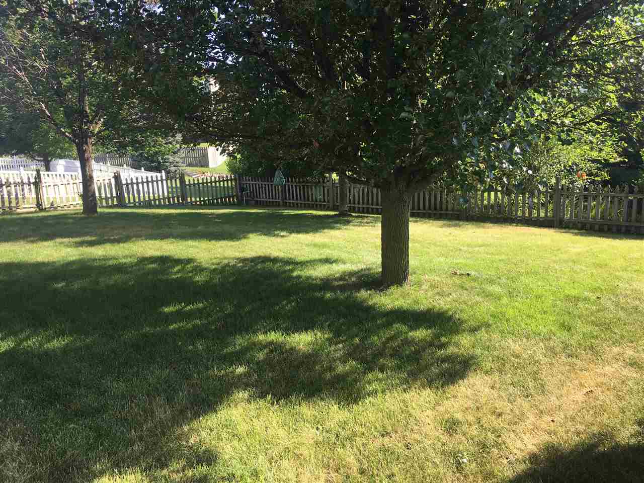 515 Cross Plains Road Rockford, IL 61107 - Photo 3 of 25 Gallery Image 3