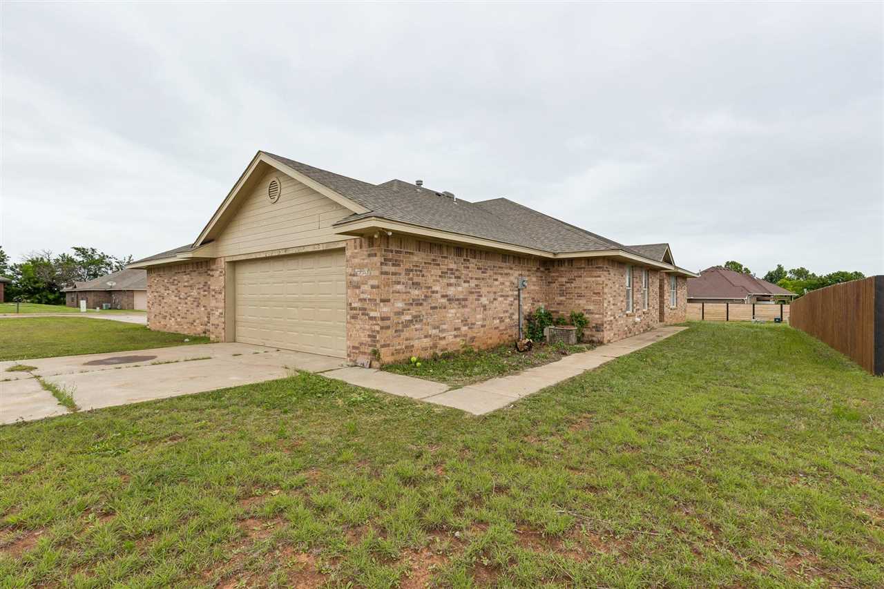 1404 Par Road Perry, OK 73077 - Photo 32 of 34 Gallery Image 32