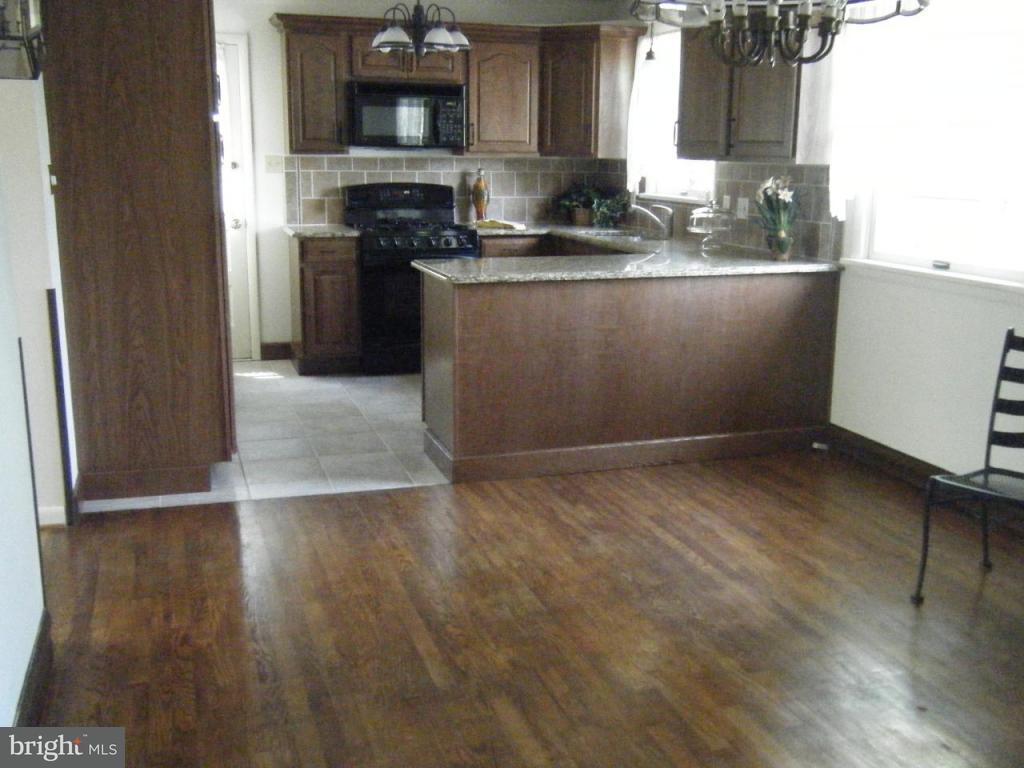 958 Nissley Road Lancaster, PA 17601 - Photo 10 of 22 Gallery Image 10