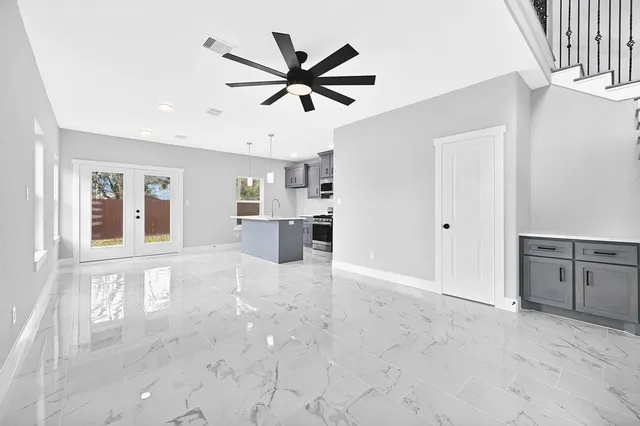 $2,100 | 7517 Hezekiah Lane, Unit A, Houston, TX 77088