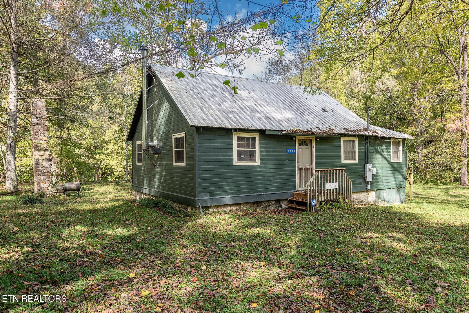 6806 Walnut Loop Road Townsend, TN 37882 - Photo 2 of 40 Gallery Image 2