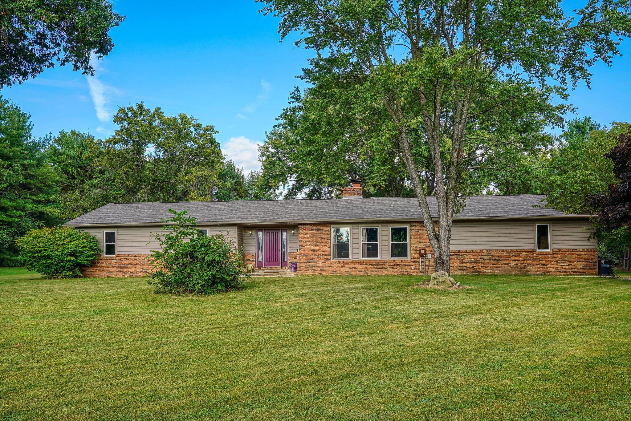 5407 Biggert Road Grove City, OH 43123 - Photo 1 of 35 5407 Biggert Rd (34)