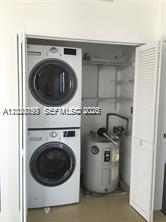 90 Southwest 3rd Street, Unit 3204 Miami, FL 33130 - Photo 12 of 16