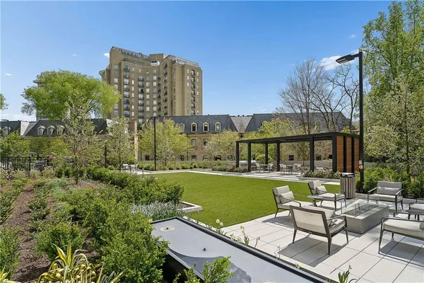 $875,000 | 2660 Peachtree Road Northwest, Unit 4A, Atlanta, GA 30305