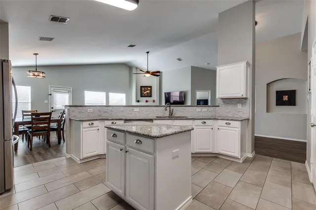 $2,325 | 1900 Juniper Drive, Little Elm, TX 75068