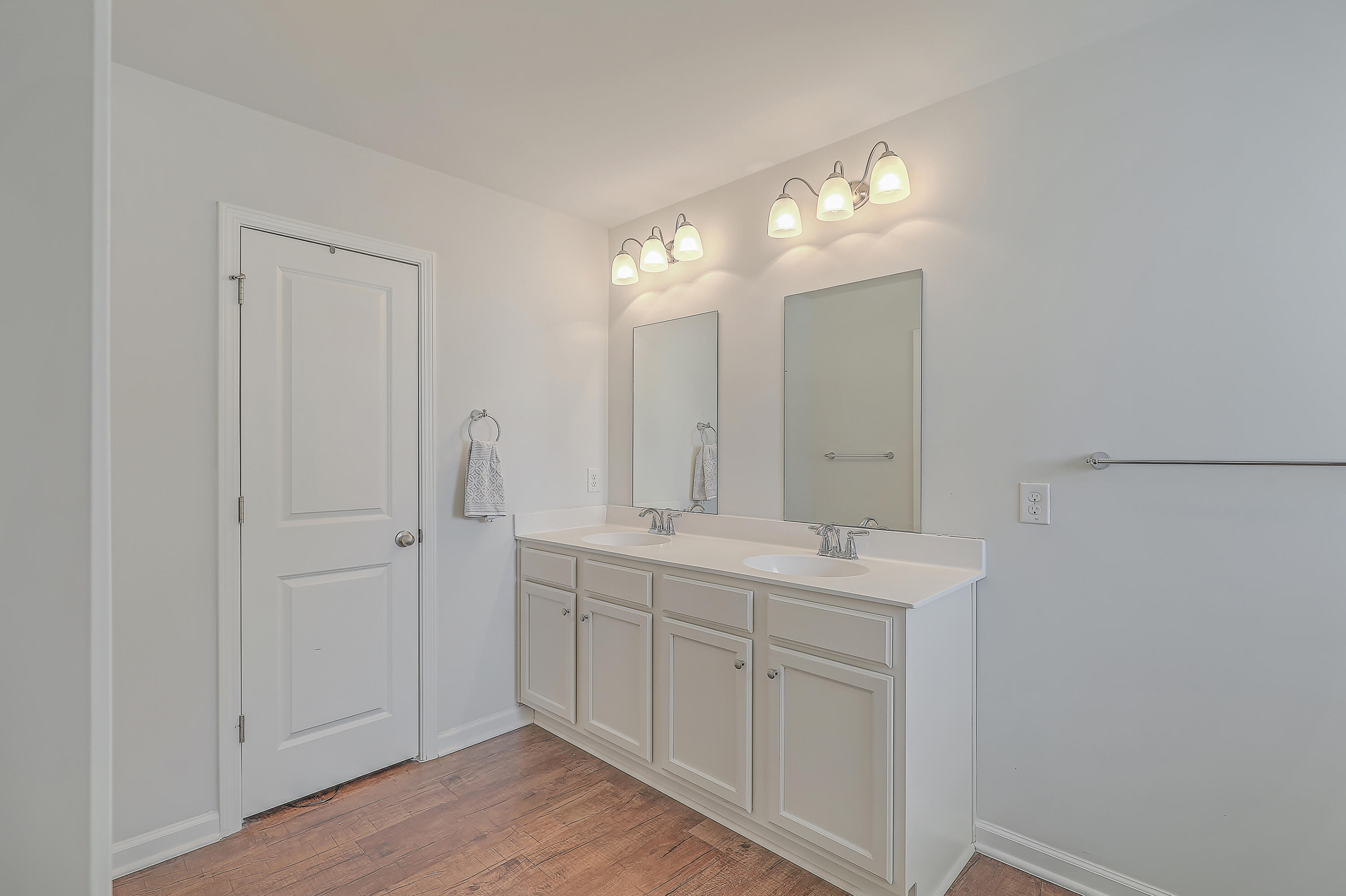 516 Glady Road Moncks Corner, SC 29461 - Photo 21 of 31 Ensuite