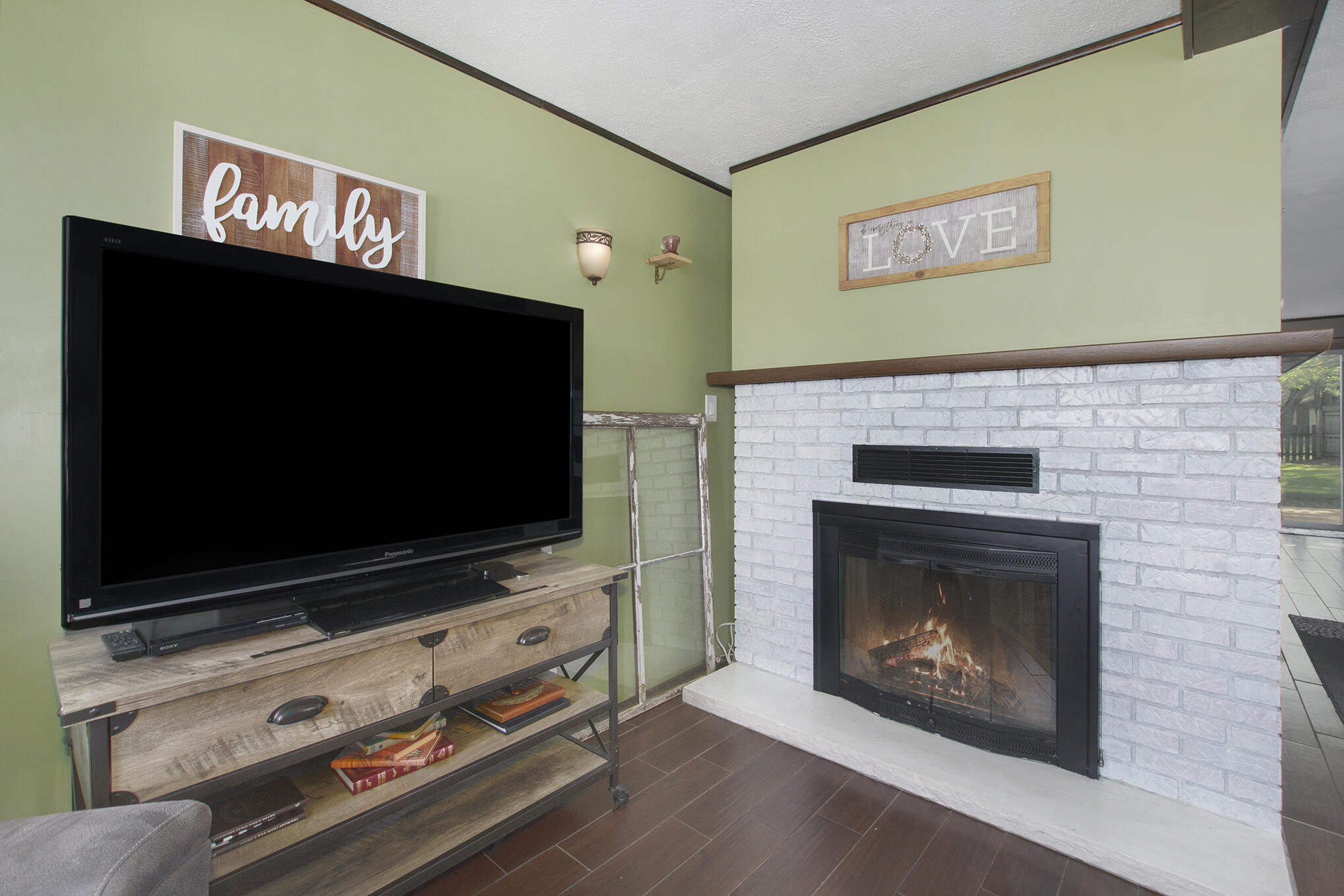 6509 Angling Road Coloma, MI 49038 - Photo 4 of 25 DSC00153