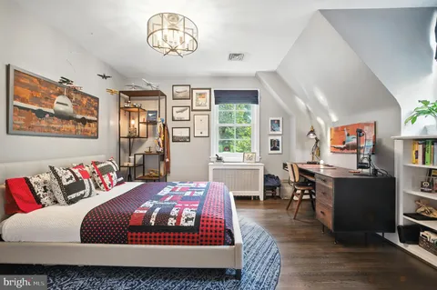 a view of a storage & utility room