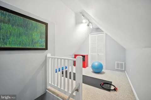 $7,850 | 2916 New Mexico Avenue Northwest, Washington, DC 20016