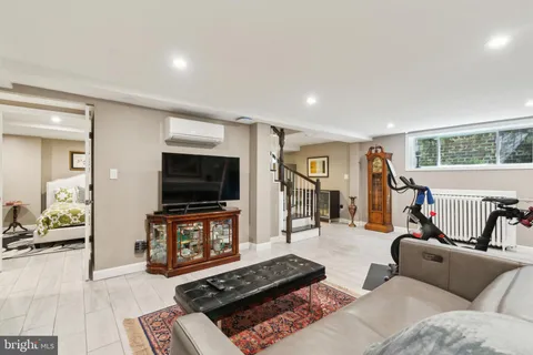 $7,850 | 2916 New Mexico Avenue Northwest, Washington, DC 20016