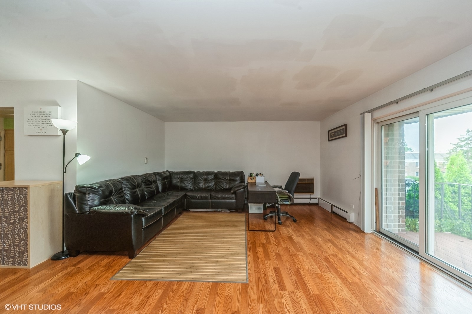 10385 Dearlove Road, Unit 2G Glenview, IL 60025 - Photo 5 of 17 Gallery Image 5