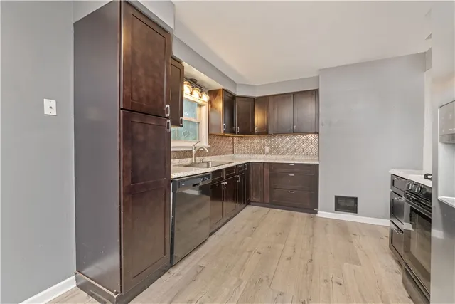 $149,900 | 274 Newton Road, Greece, NY 14626