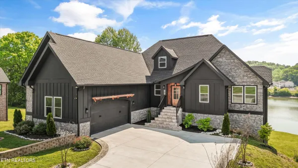 $1,340,000 | 9712 Tranquility Lane, Kodak, TN 37764