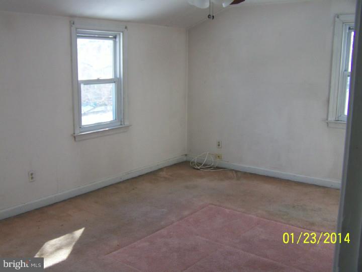 568 Holmes Road Morton, PA 19070 - Photo 13 of 20 Bedroom - Main