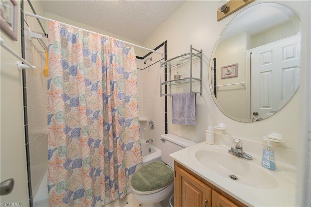 409 Sherman Drive Lexington, NC 27295 - Photo 15 of 30