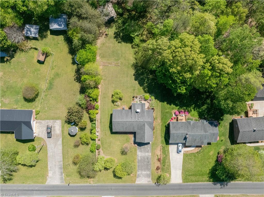 409 Sherman Drive Lexington, NC 27295 - Photo 29 of 30