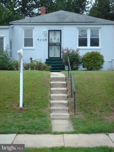 5005 Addison Road Capitol Heights, MD 20743 - Photo 2 of 23 Exterior (Front)