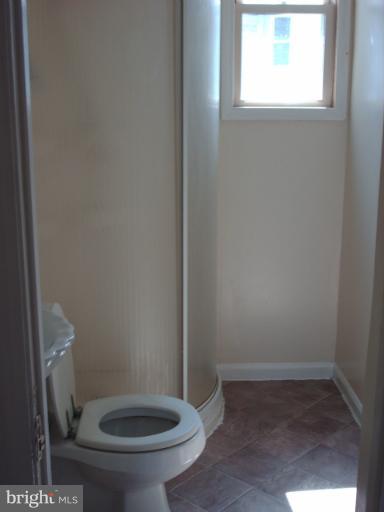 5005 Addison Road Capitol Heights, MD 20743 - Photo 21 of 23 Bath